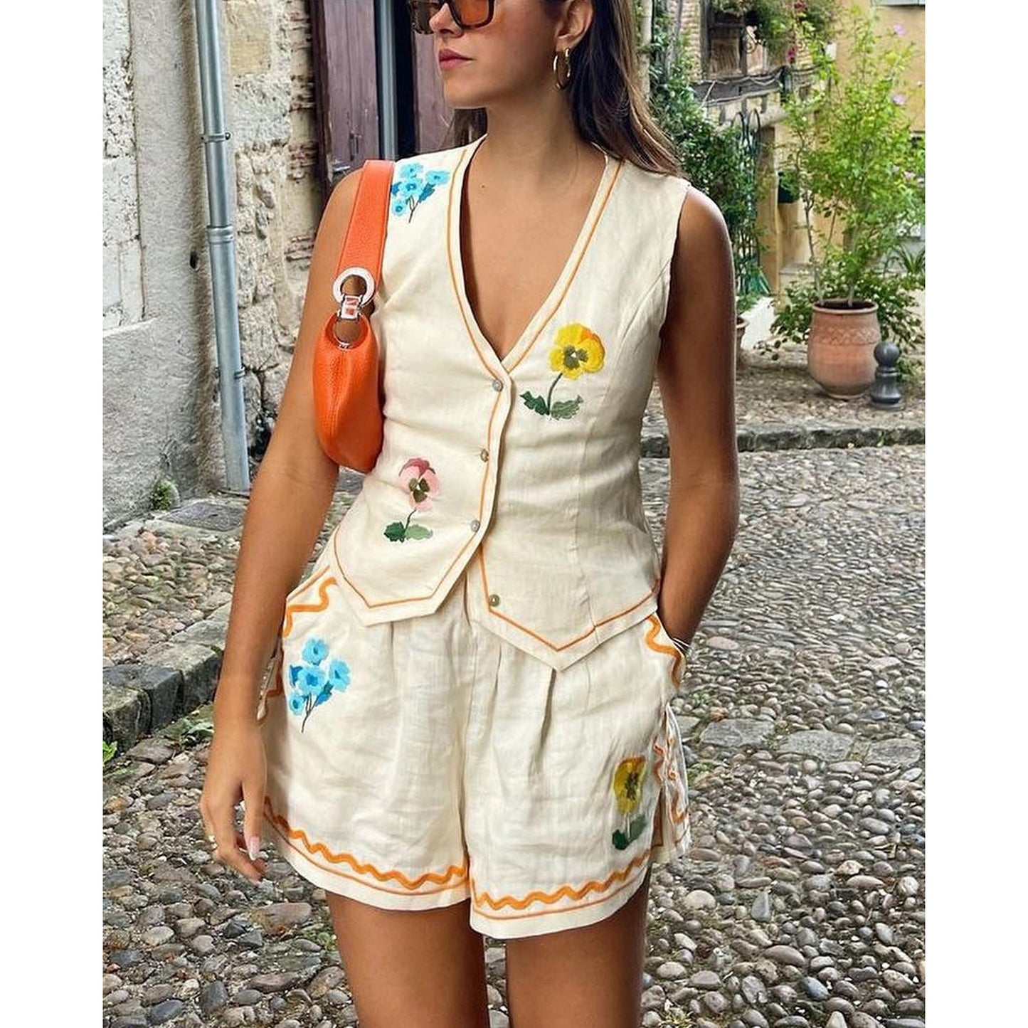 Sleeveless Printed Tank Top Set for Women - Fashionable and Casual Two-Piece Outfit for Spring and Summer