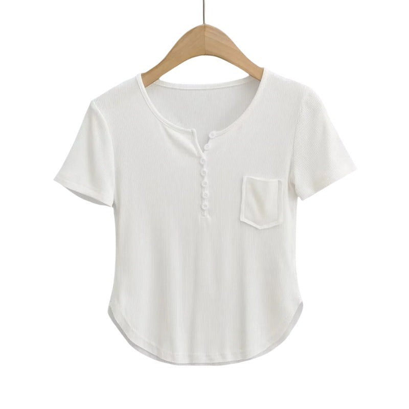 Round neck small breasted pocket short sleeved T-shirt