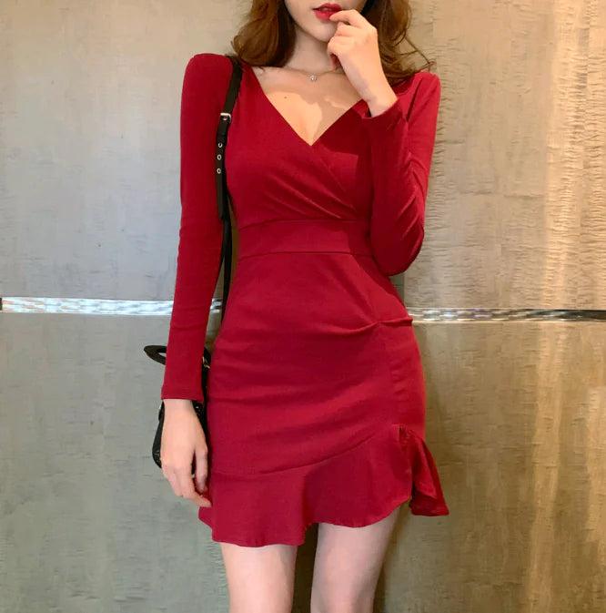 V-Neck Long Sleeve Dress with Fitted Mermaid Style