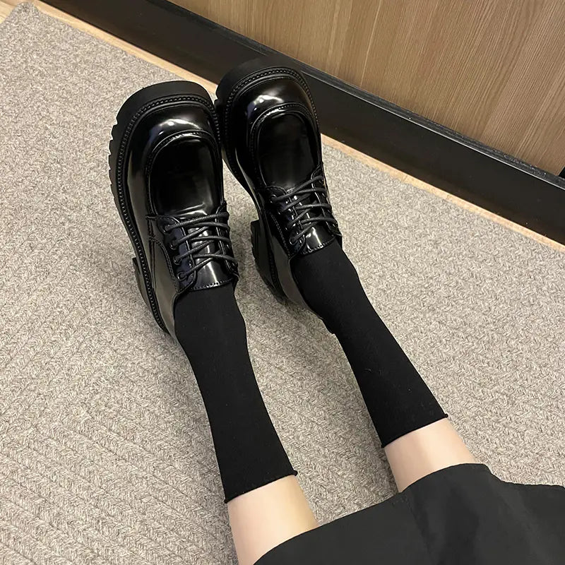 Vintage British Style Thick Sole Lace-Up Leather Shoes