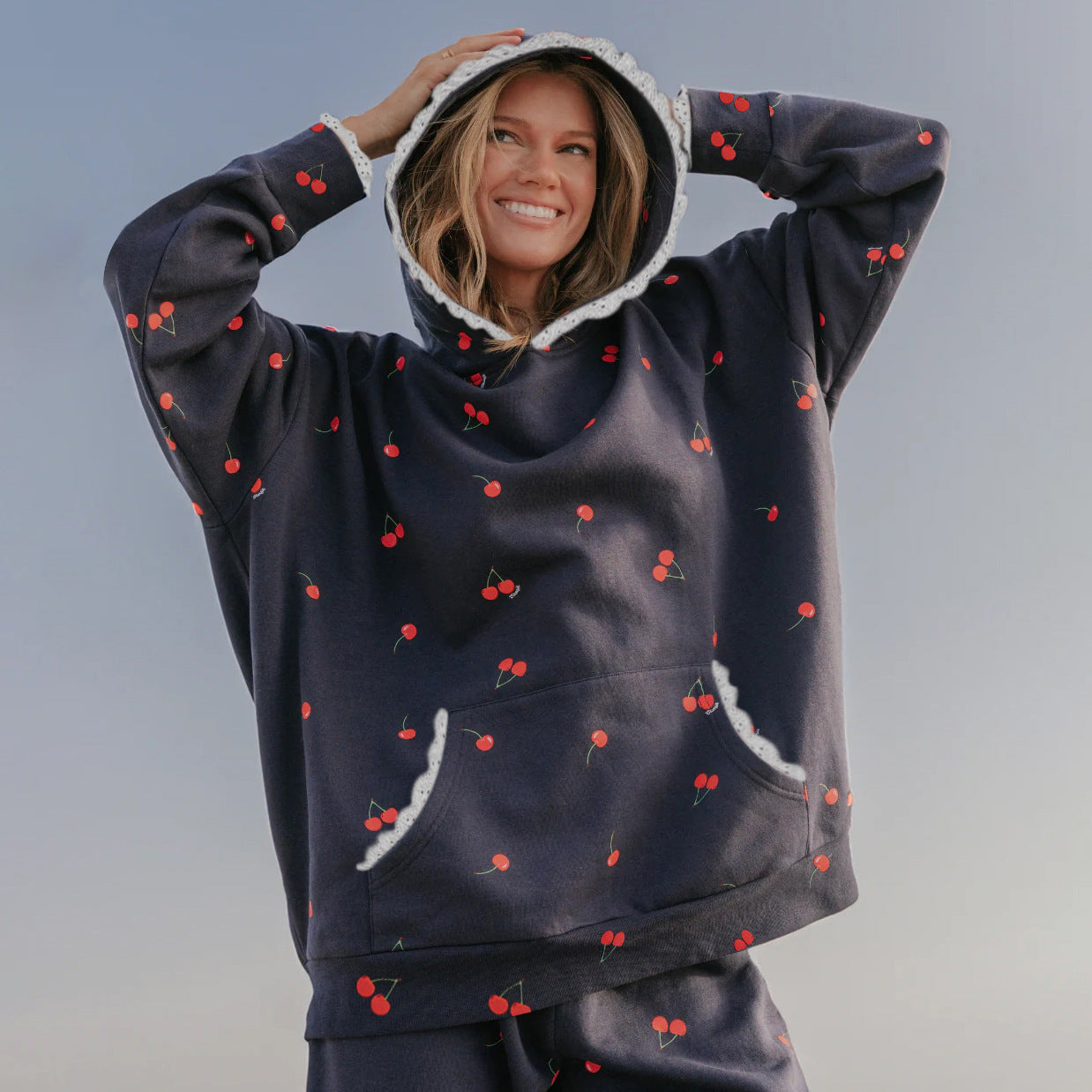 Print Hooded Sweatshirt and Cuffed Long Pants Comfortable Two-Piece Set