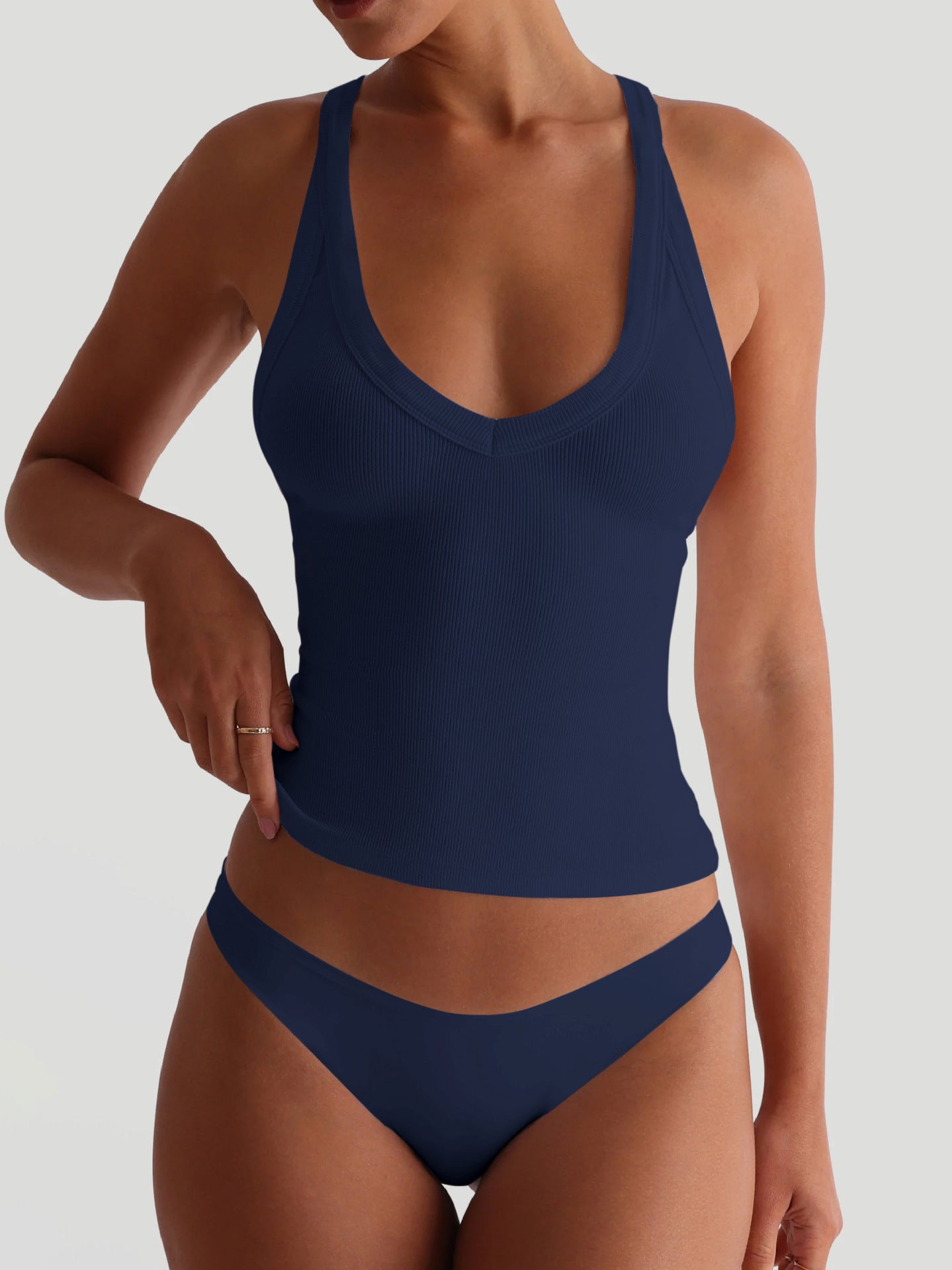 Women's Solid Color Backless Camisole Sexy Sporty Open-Back Outerwear