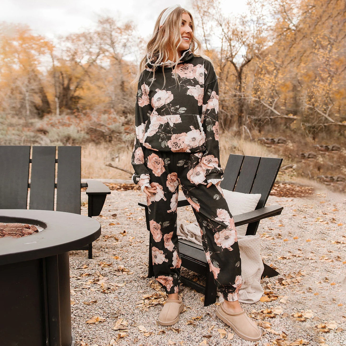 Print Hooded Sweatshirt and Cuffed Long Pants Comfortable Two-Piece Set