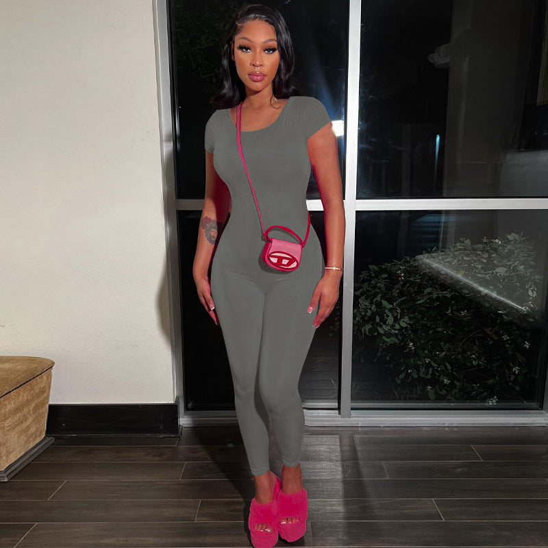 Backless solid color short sleeved jumpsuit