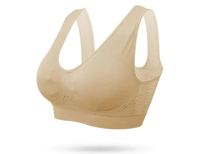 Plus Size Sports Bra with Breathable Cutouts for Yoga