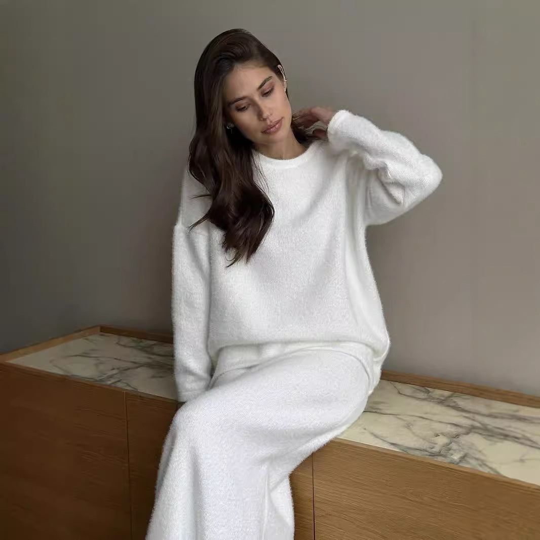 Elegant Soft Thickened Round Neck Sweater  Fish Tail Skirt Two-Piece Set for Women OL Style Top Skirt Suit