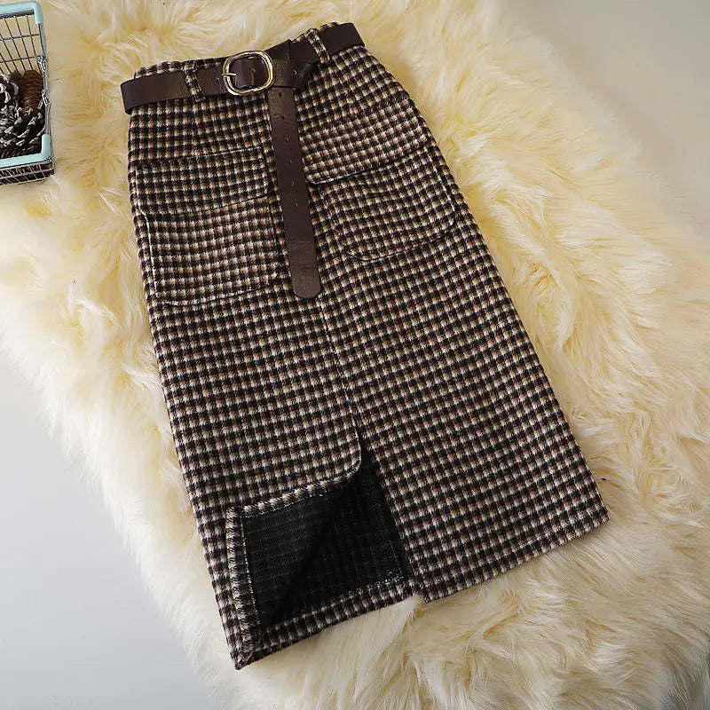 Woolen Plaid Sheath Skirt for Autumn and Winter