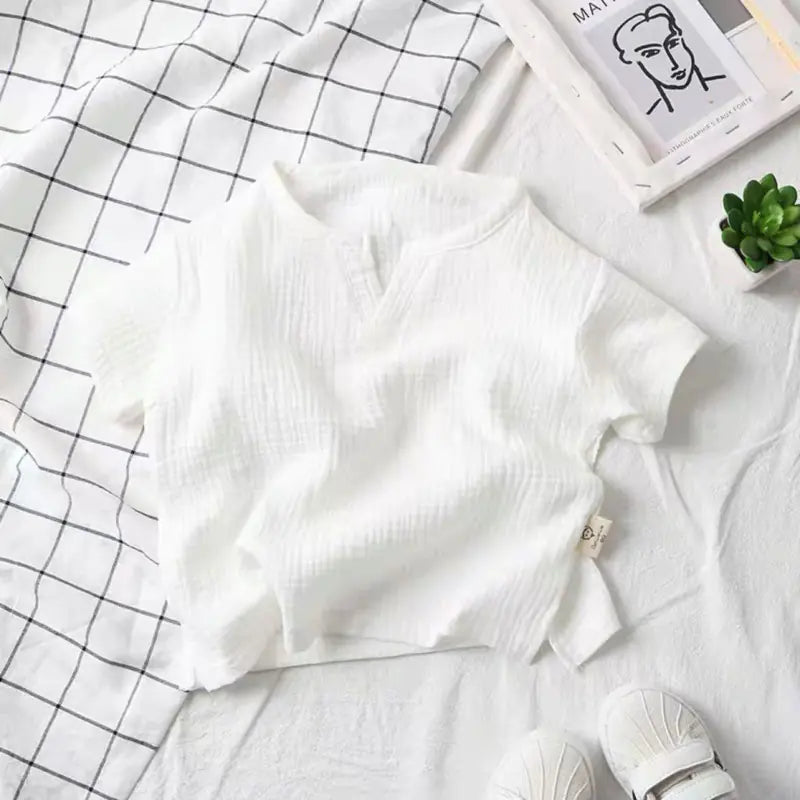 Fashionable Short-Sleeved Blouse for Babies