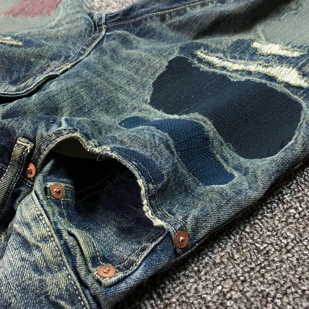 Vintage American Style Men's Distressed Denim Jeans