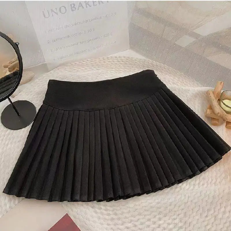 Lined Four Seasons Pleated Skirt in Preppy Style