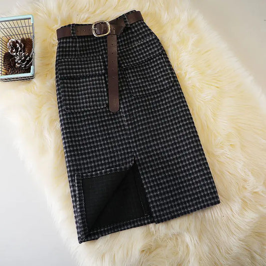 Woolen Plaid Sheath Skirt for Autumn and Winter