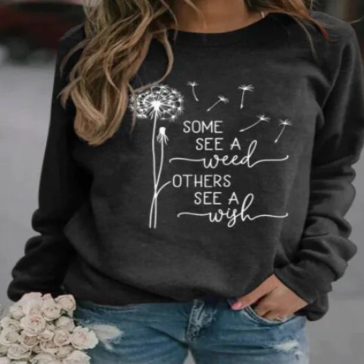 Casual Women's Round Neck Top with Print Design