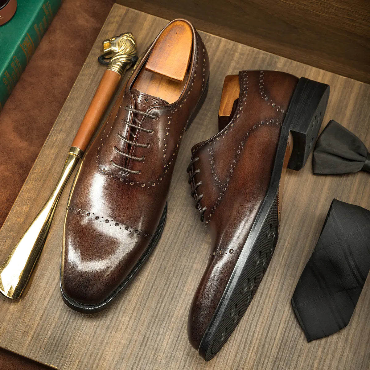 Men's Cowhide Brock Oxford Shoes in British Style