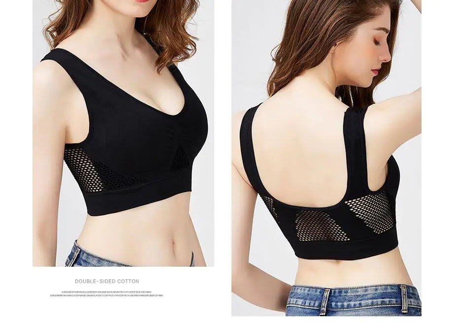 Plus Size Sports Bra with Breathable Cutouts for Yoga