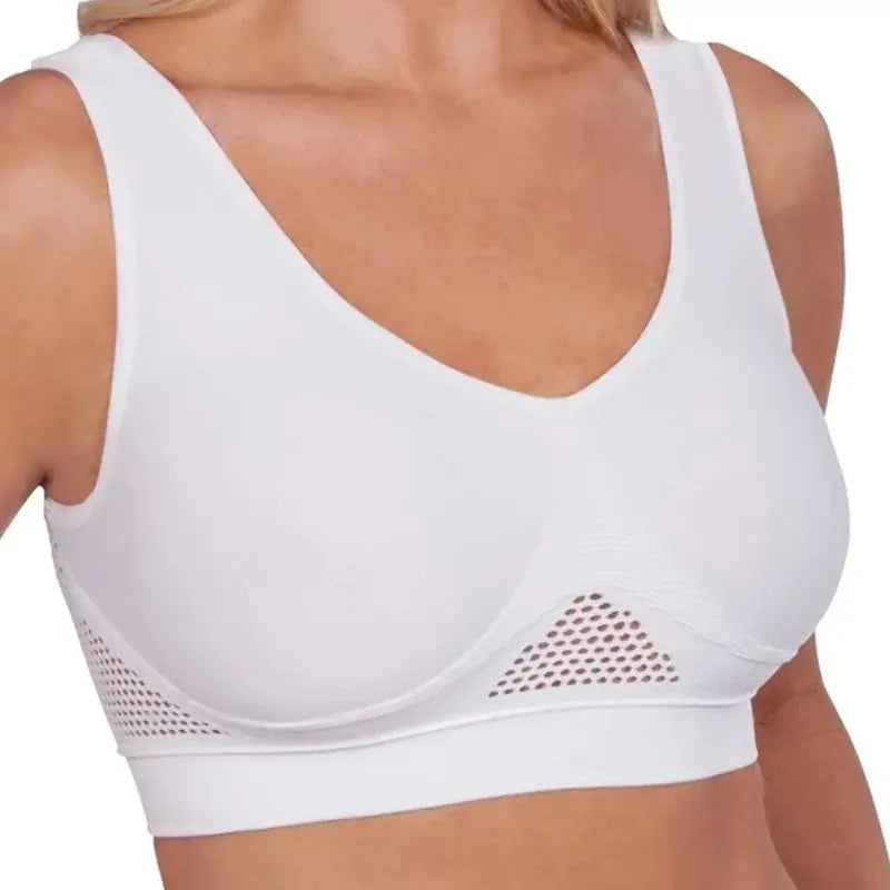 Plus Size Sports Bra with Breathable Cutouts for Yoga