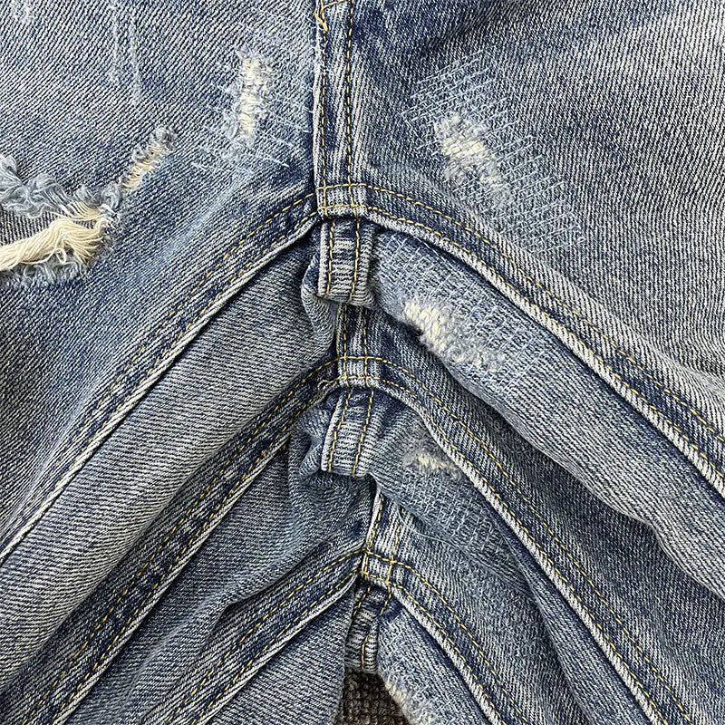 High Street Vintage Slim-Fit Distressed Jeans