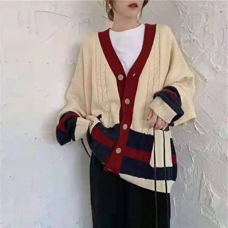 New Style Loose Stitching Knitted Cardigan Jacket for Women