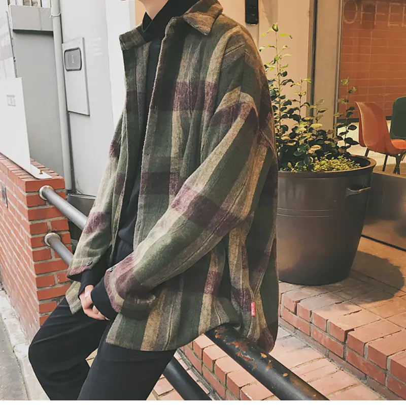Men's Loose Fit Long Sleeve Wool Shirt for Casual Style